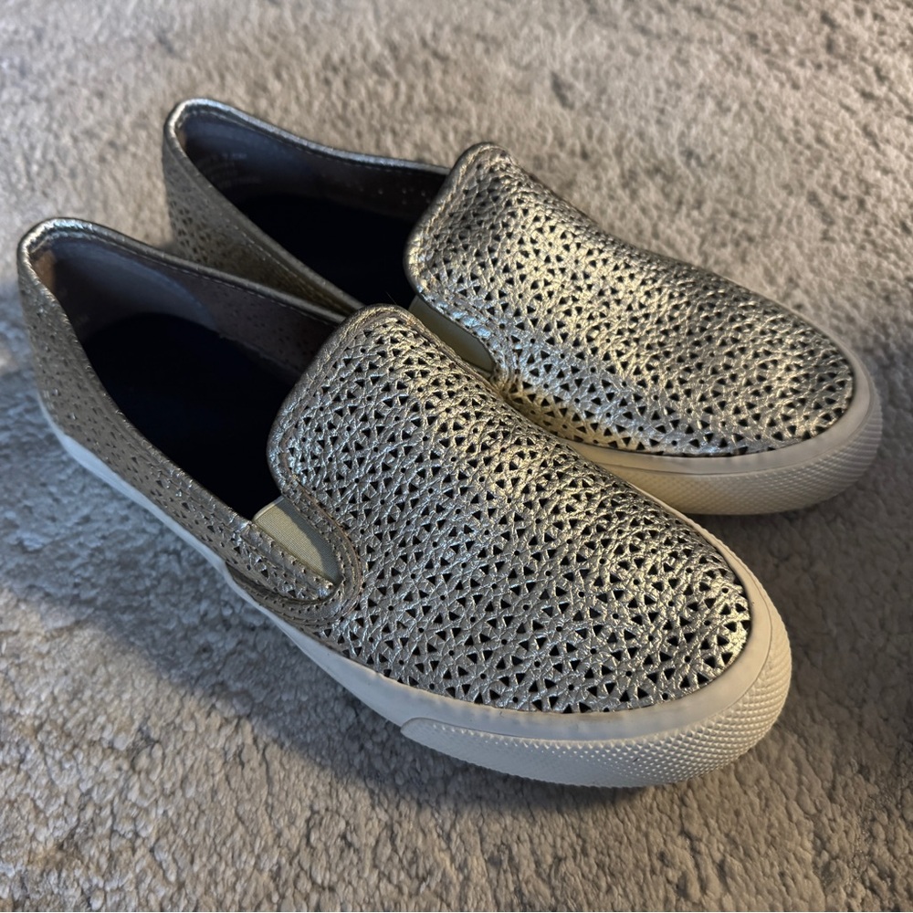 Cute SPERRY gold shimmer slip on sneakers w/cutout pattern keep your feel cool!